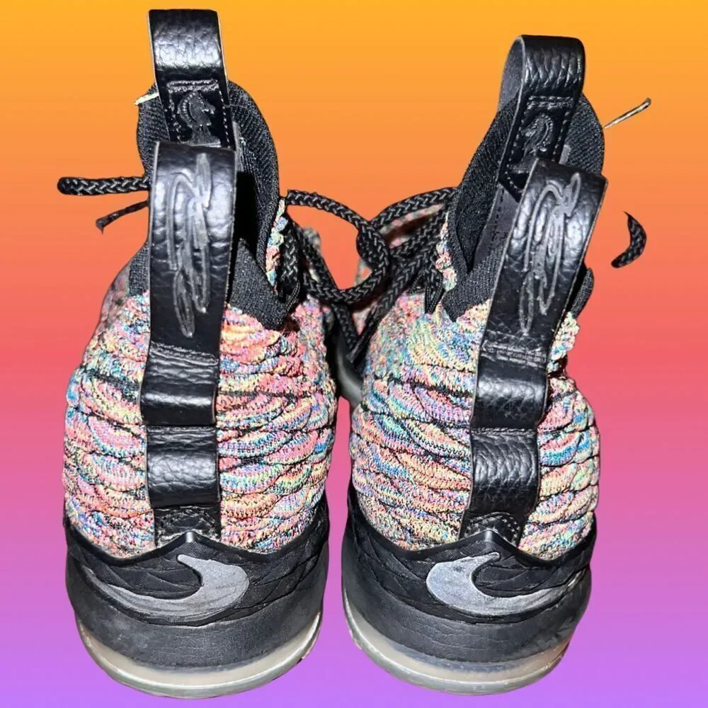 YOUTH NIKE Lebron 15 Multi Color Fabric Basketball High Tops Size 8